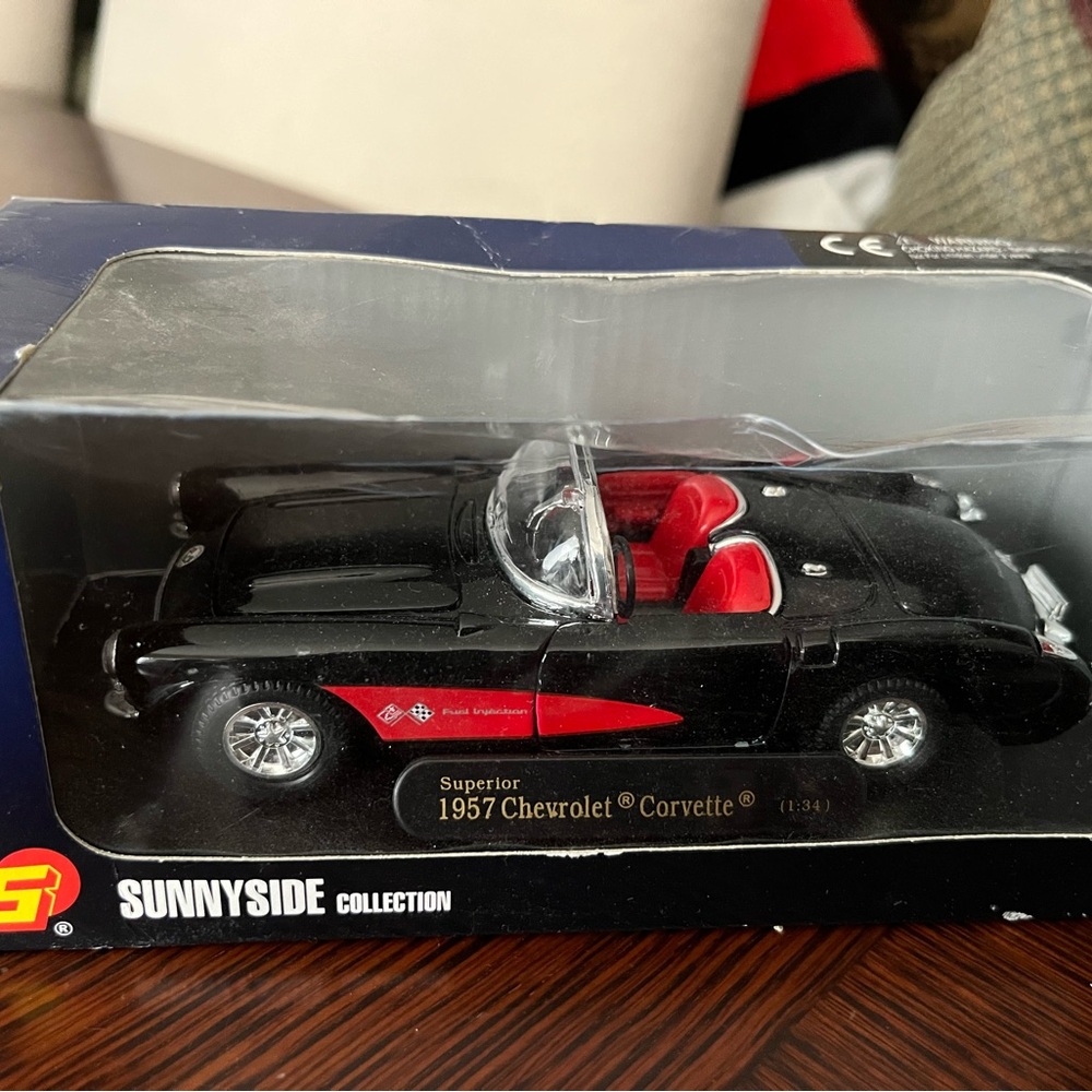 1957 Chevrolet Corvette Model Car Diecast 1:32